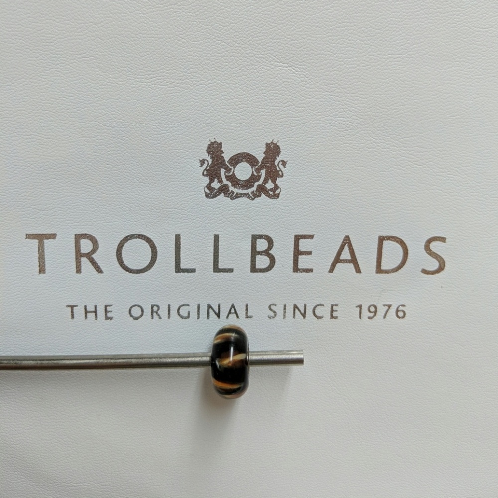 Dark Leopard Bead